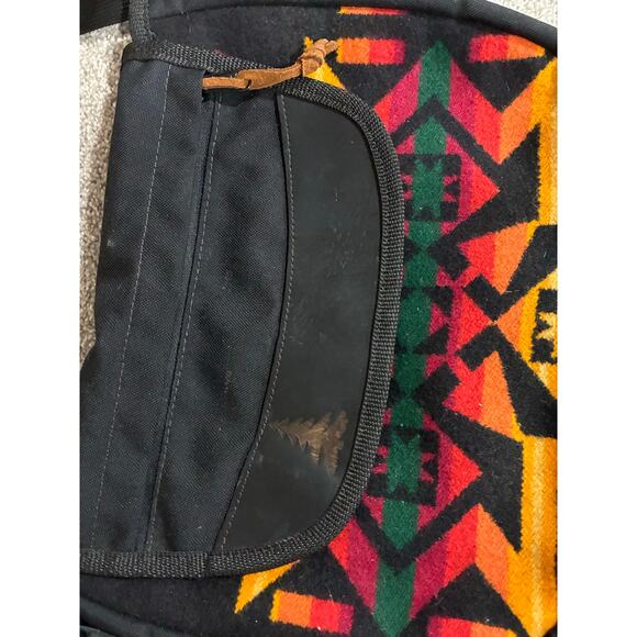 Hand-Made Annica Shoulder Bag With Native Pattern Pendleton Wool - Picture 3 of 8